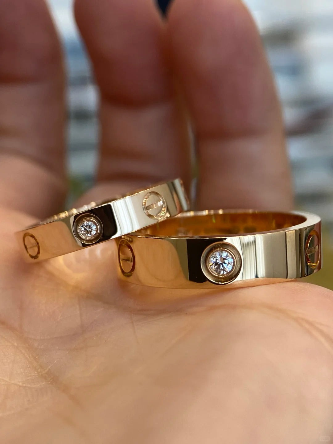 Cartier Love Ring Classic Model, 3 Diamonds